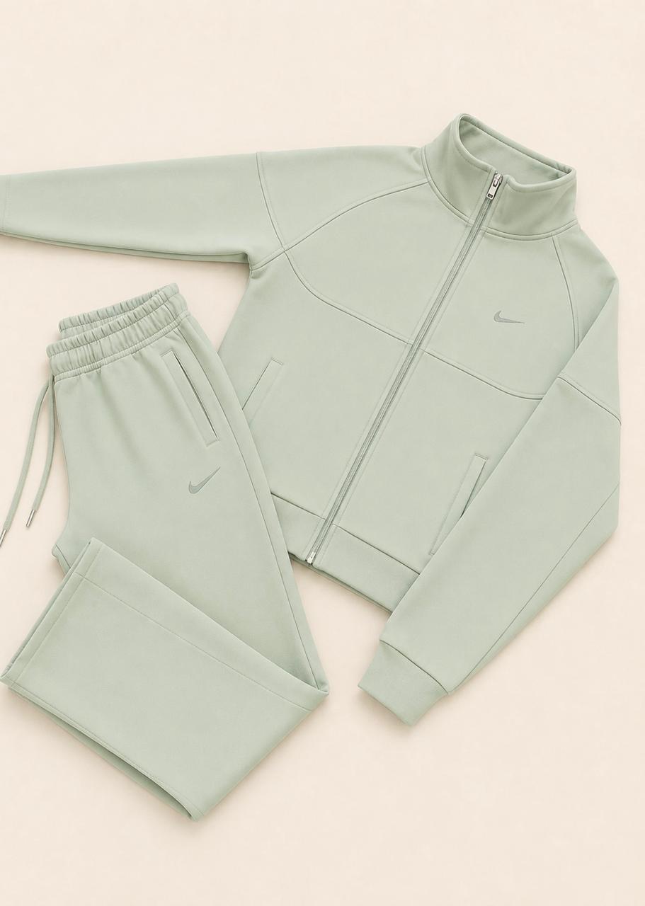 CONJUNTO NIKE VERDE