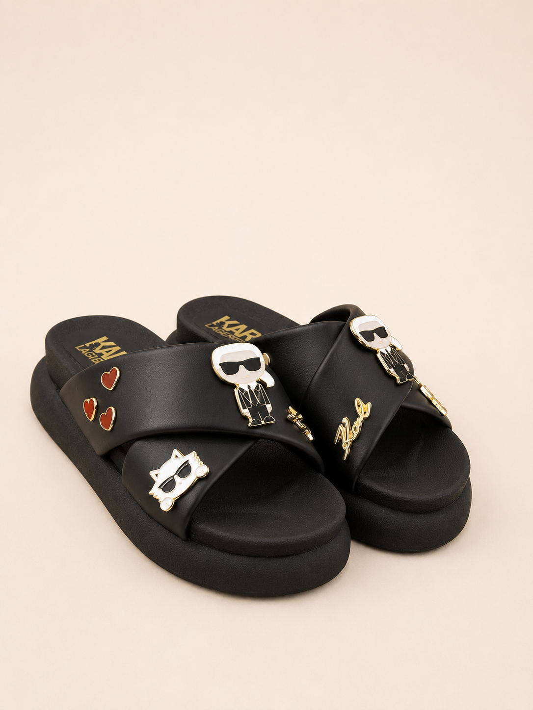 CHANCLAS KARL NEGRAS CRUZADAS