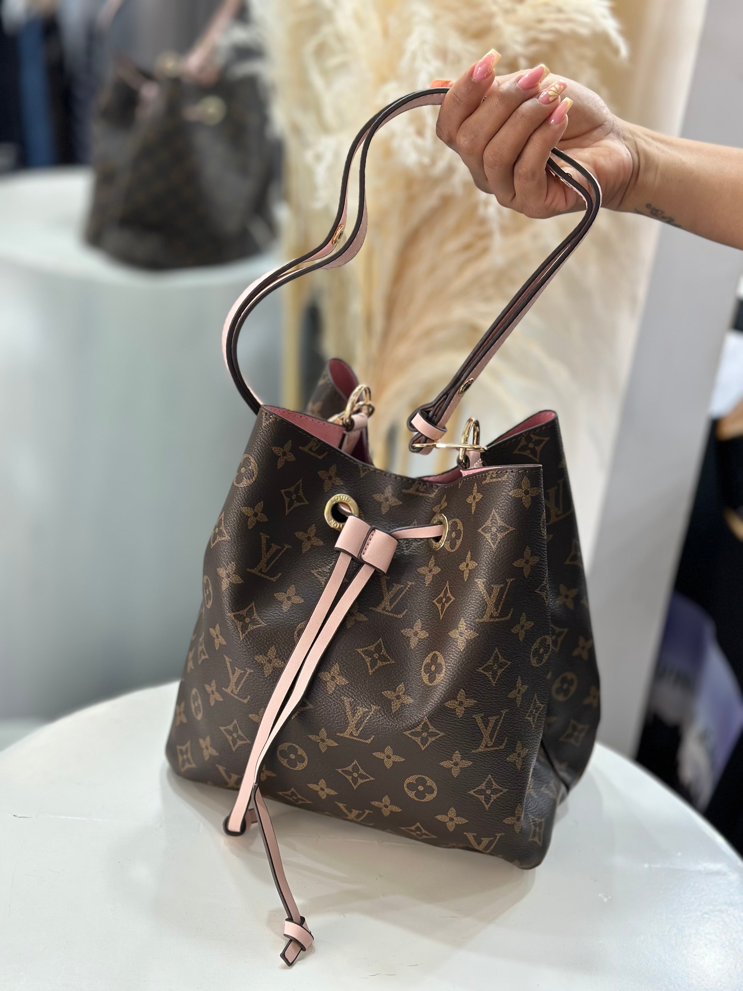 BOLSO DE MANO LV CAFÉ ROSADO