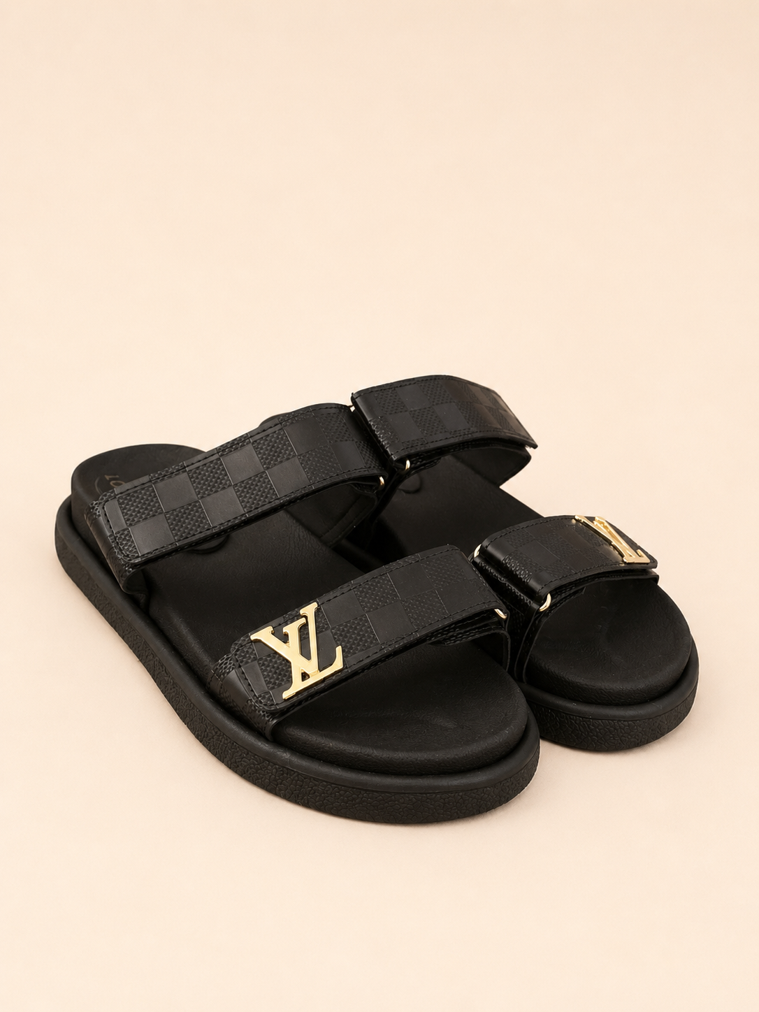 CHANCLAS LV NEGRAS COMPLETAS