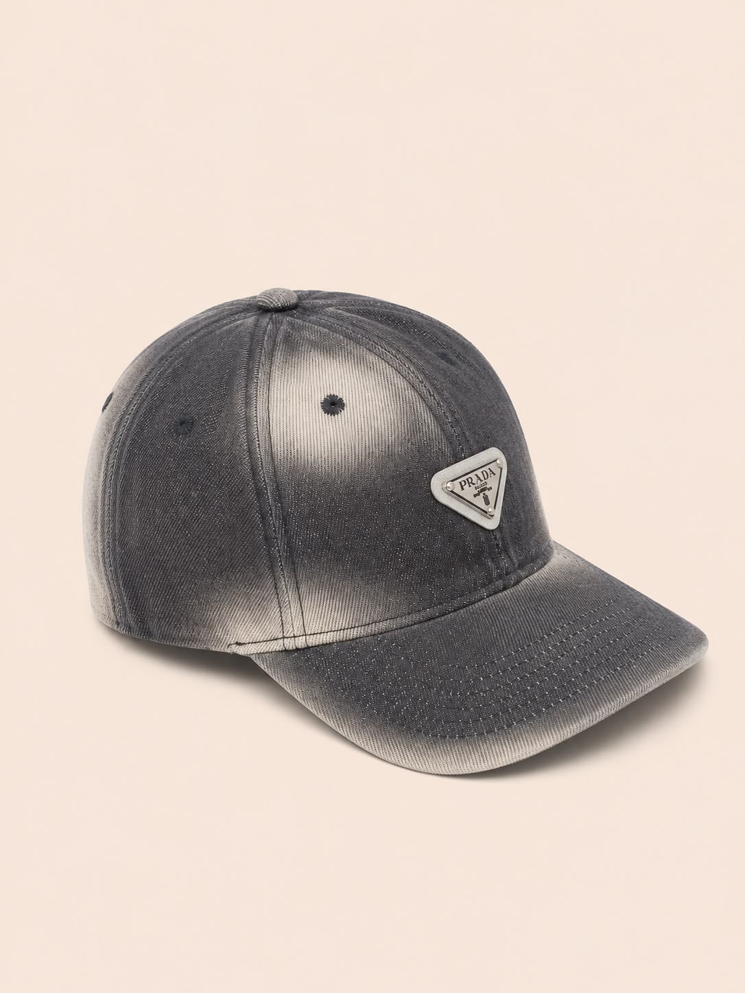 GORRA PRADA GRIS BLANCA
