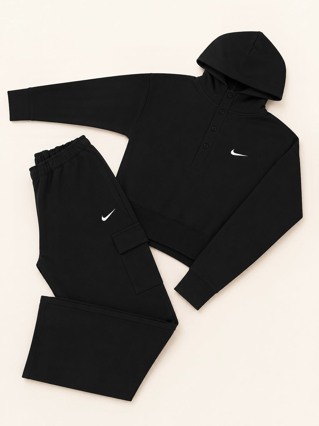 CONJUNTO NIKE NEGRO  BOTONES