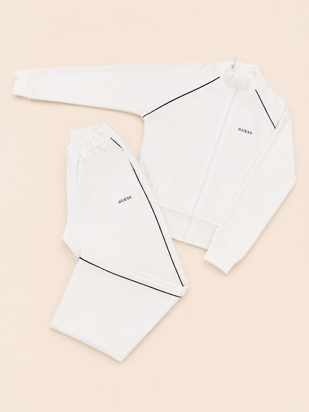 CONJUNTO GUESS BLANCO CIERRE