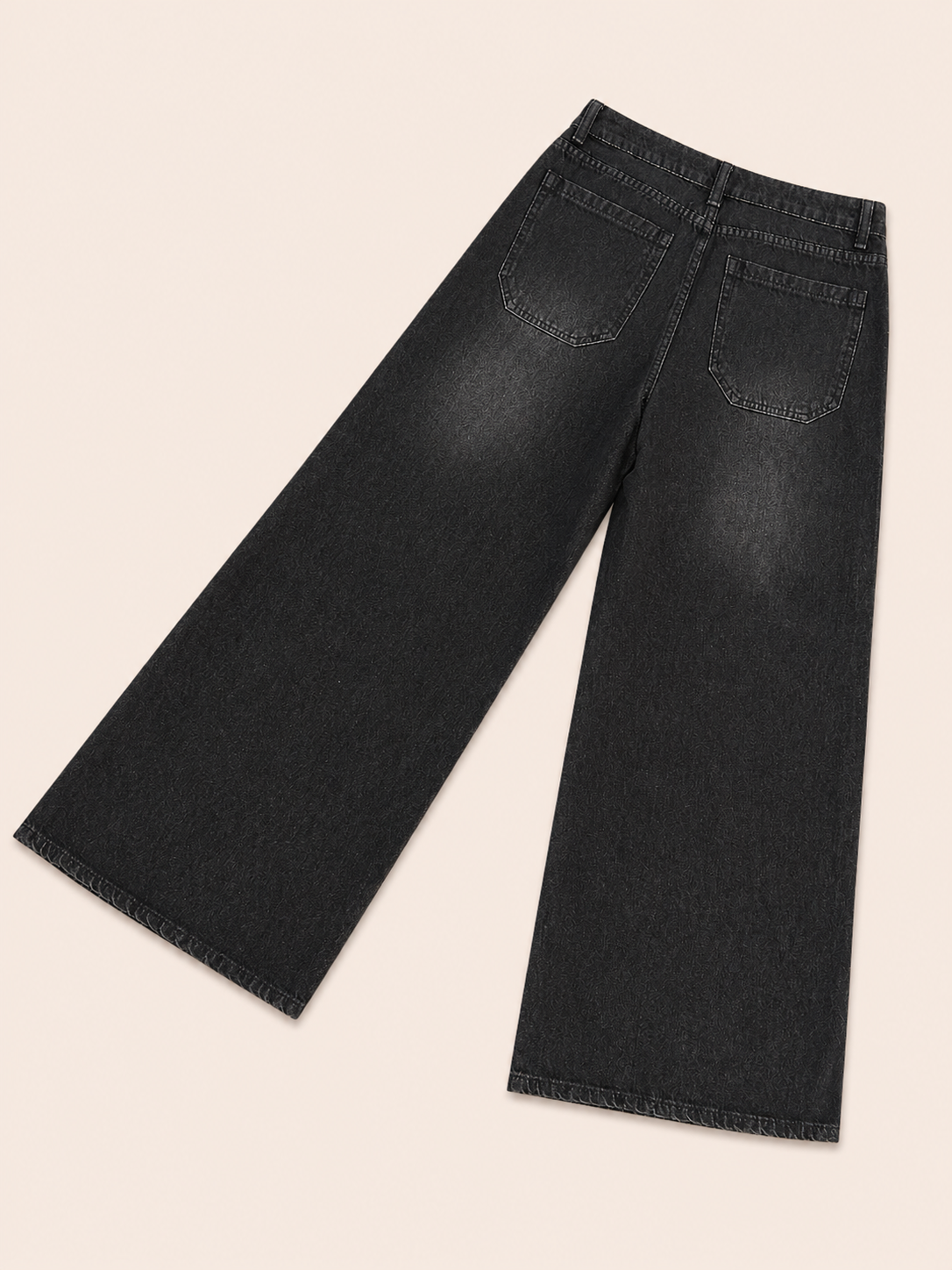 PANTALÓN NEGRO BRILLOS ADELANTE