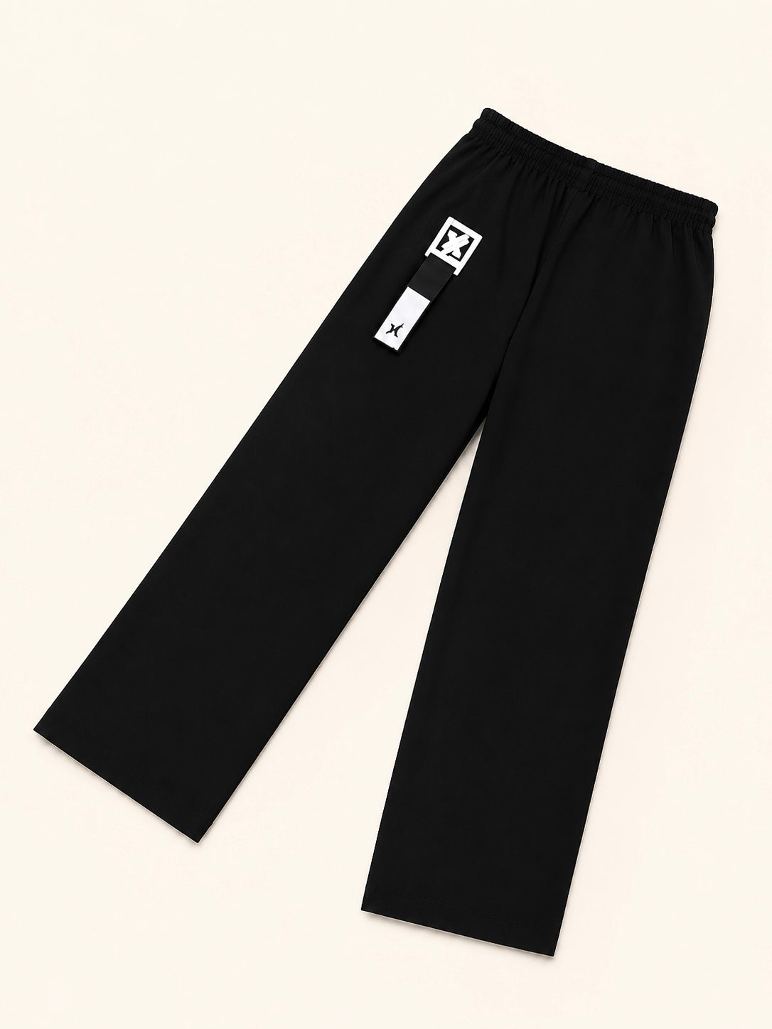 JOGGER Y/OUT NEGRO BOTONES
