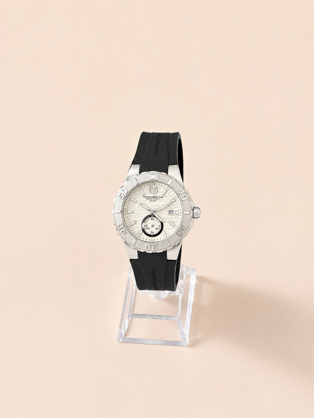 RELOJ TECHNOMARINE NEGRO PLATEADO FONDO BLANCO
