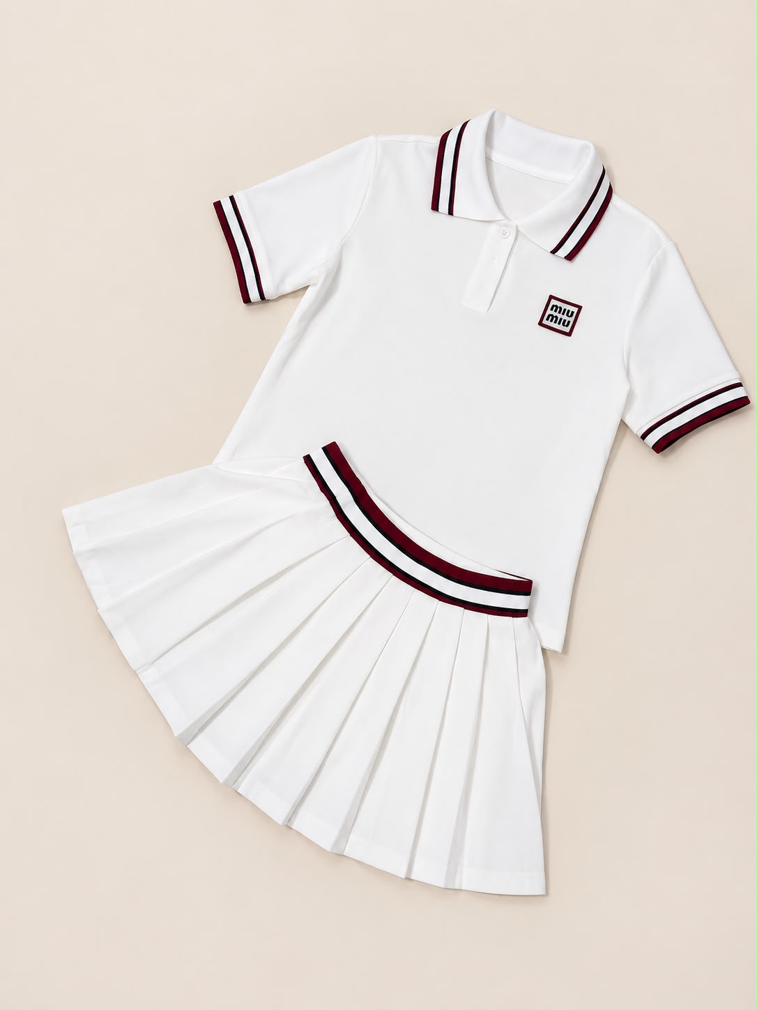 CONJUNTO MIU MIU BLANCO FALDA