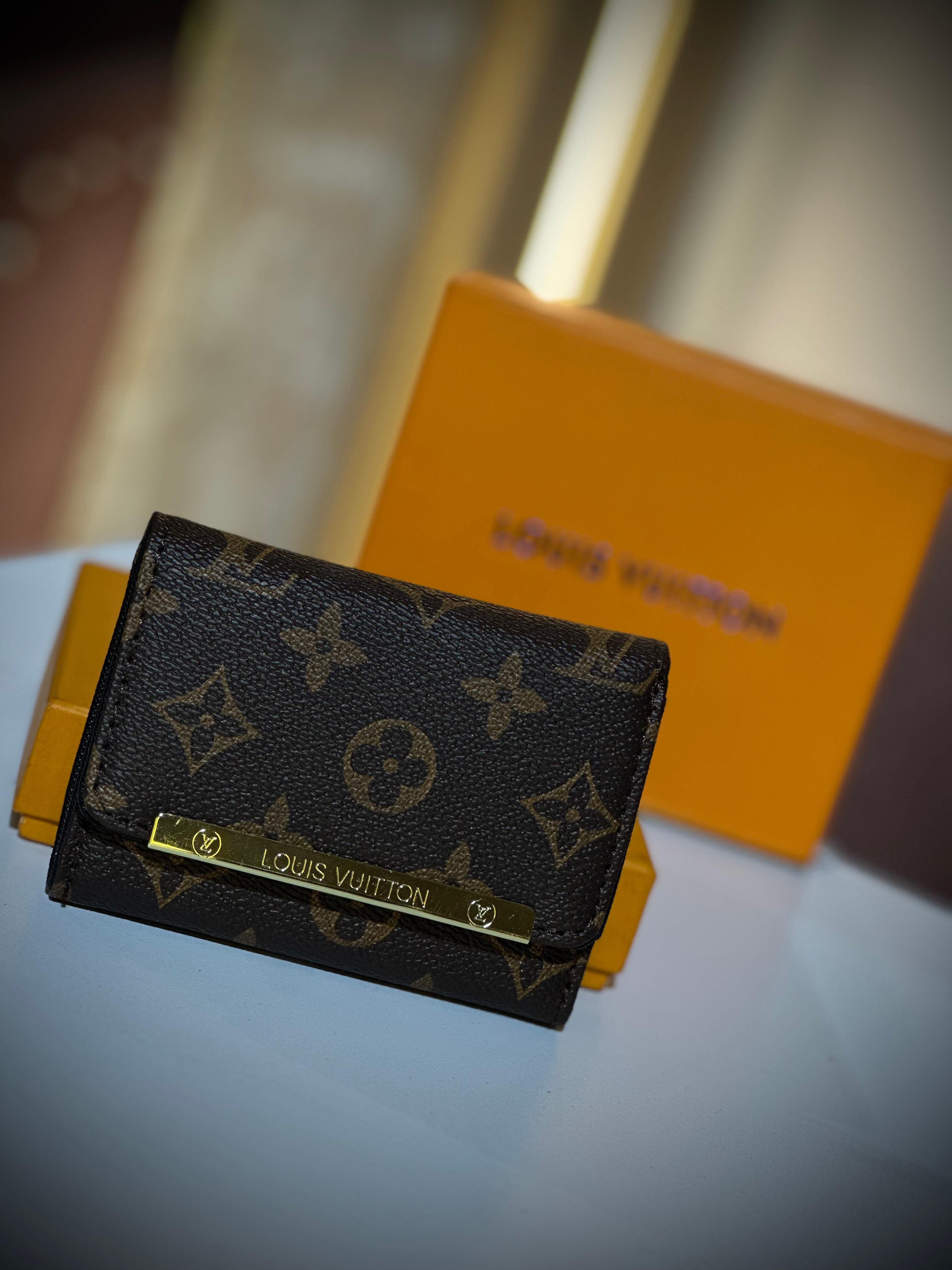 BILLETERA LV CAFÉ
