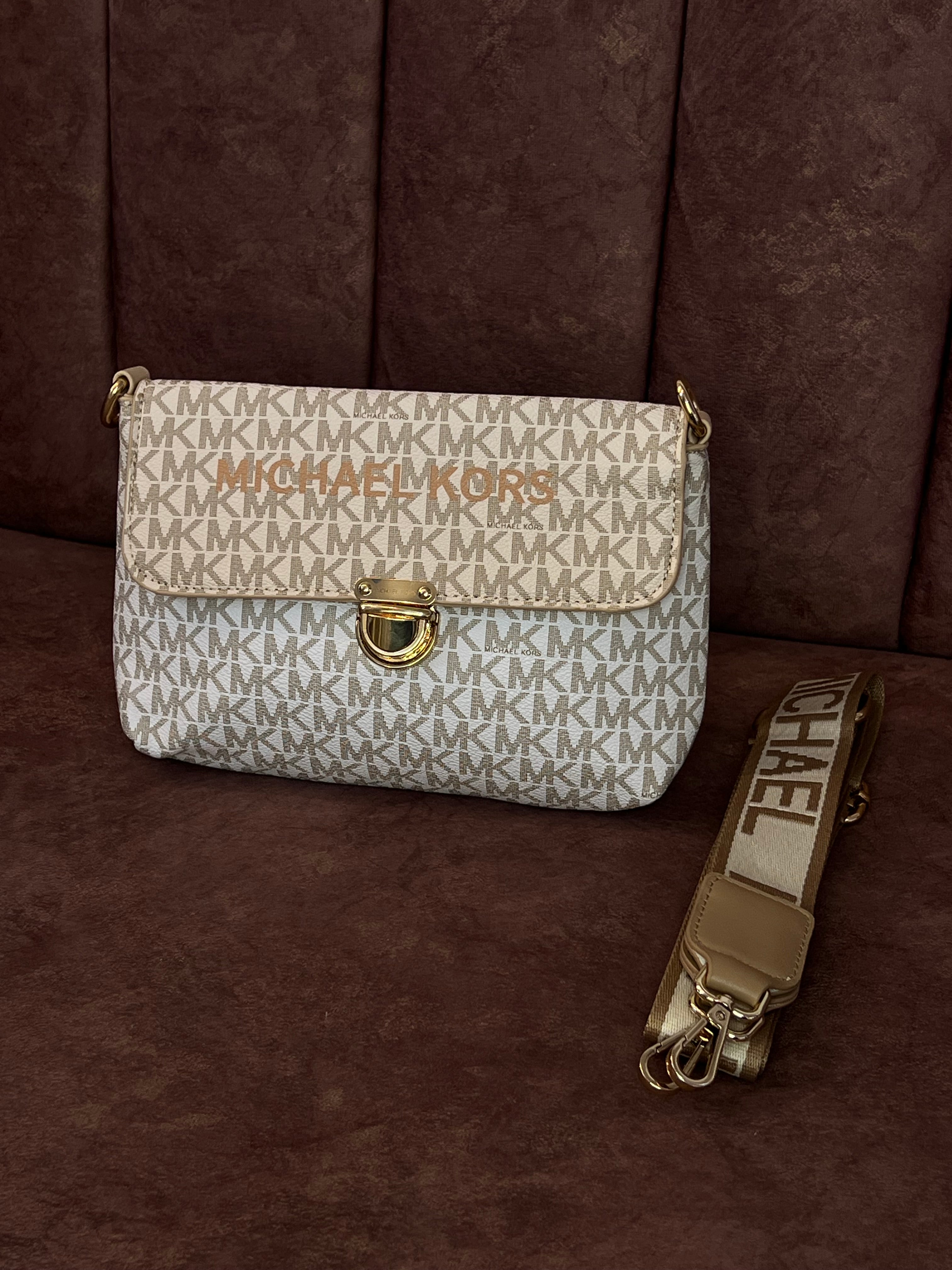 CARTERA MK BLANCA