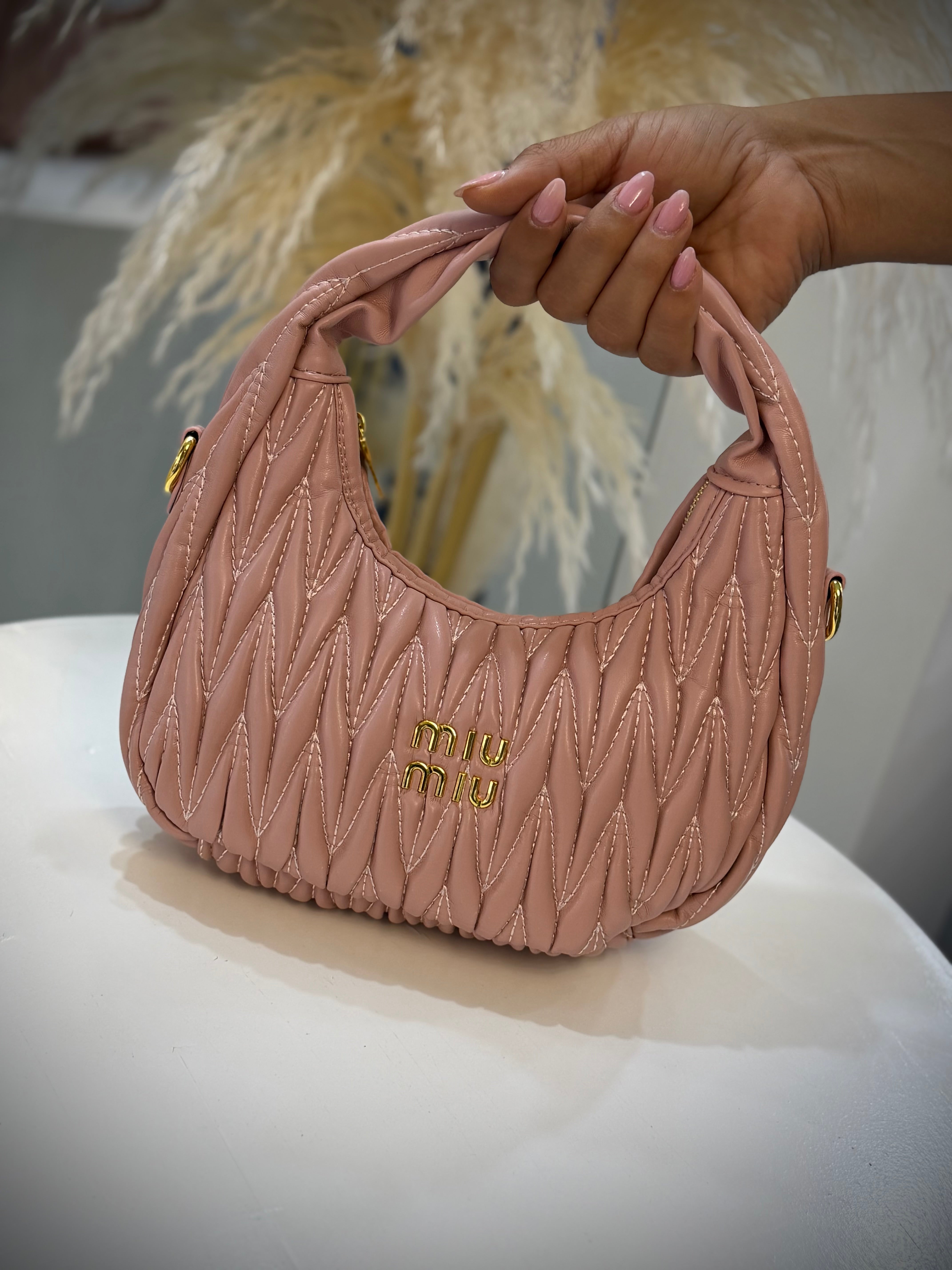 BOLSO DE MANO MIU MIU ROSADO
